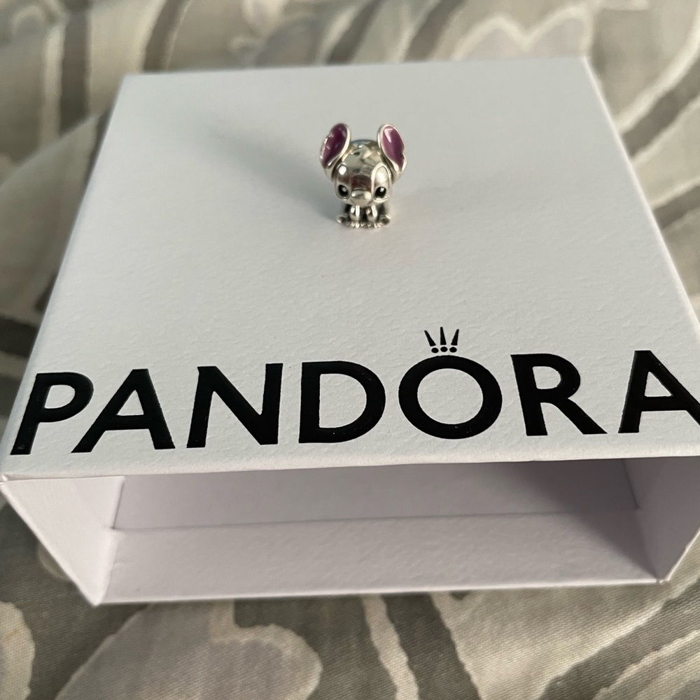 Stitch Pandora charm